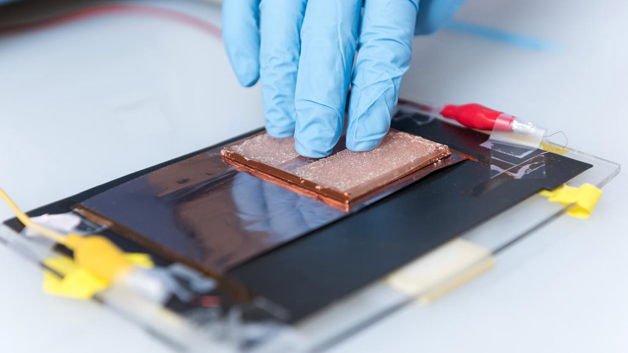 نانوژنراتور