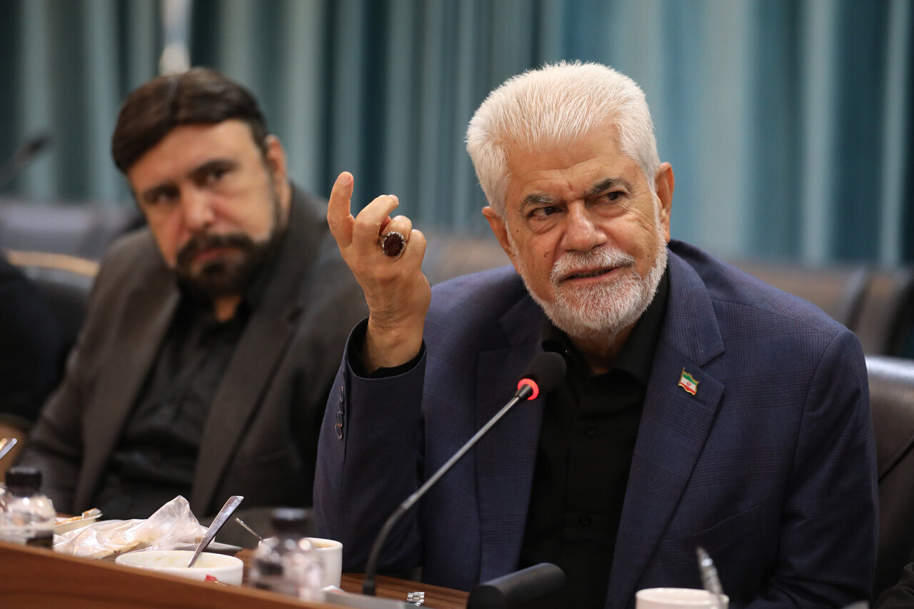 ضرورت همکاری بیشتر دولت با شرکت‌های دارویی در شرایط جنگ اقتصادی