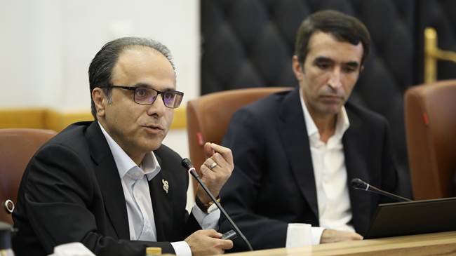 ضرورت توجه بر تقویت پژوهش و توقف روند نزولی تولیدات علمی کشور