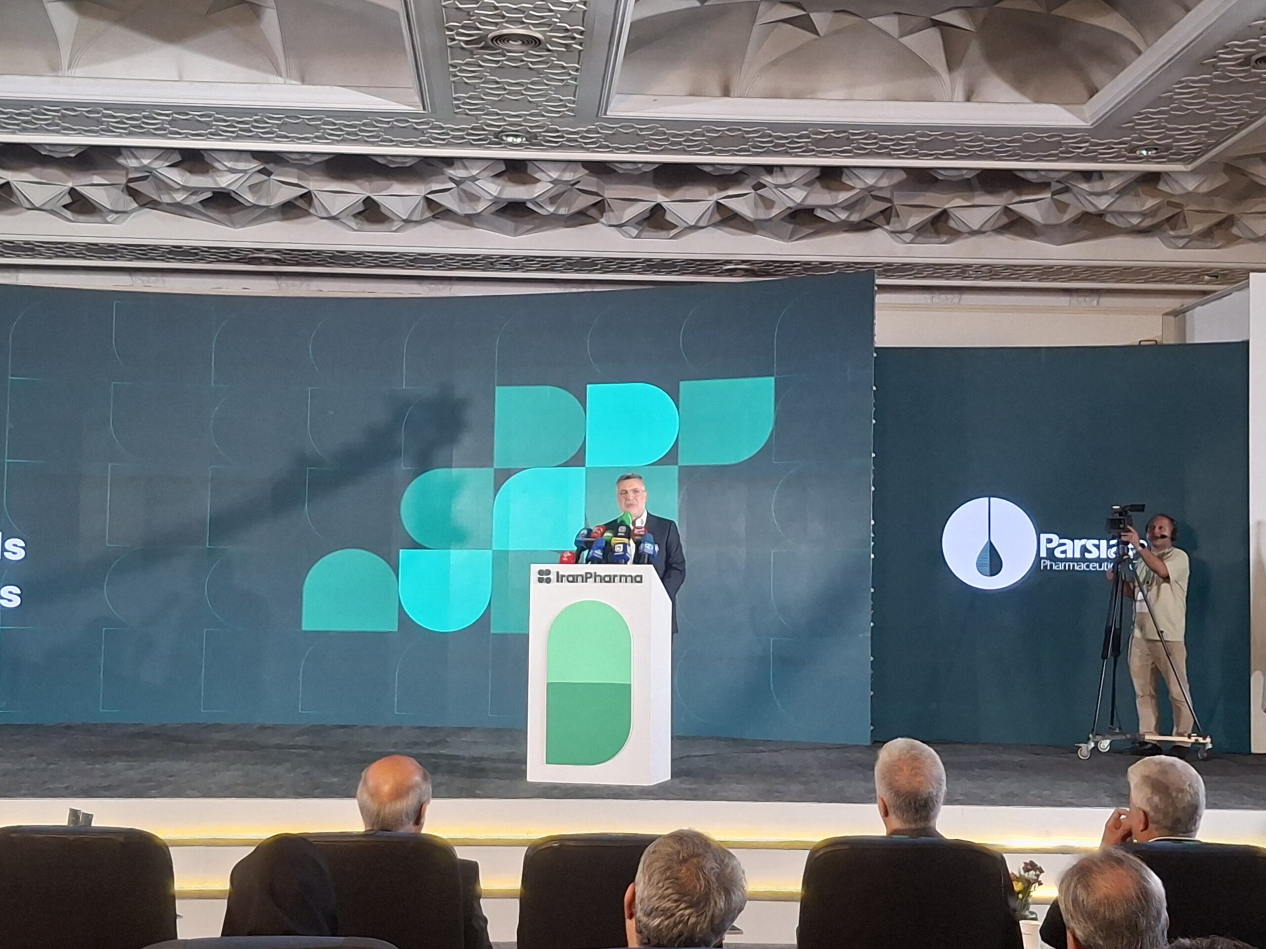 ظفرقندی: تاب‌آوری صنعت دارو در شرایط جنگی نیازمند تداوم گفت‌وگو و تقویت ظرفیت‌های داخلی است